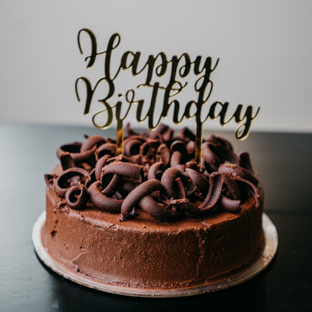 Buy/Send Happy Birthday Cake with Name Online @ Rs. 1499 - SendBestGift-nextbuild.com.vn